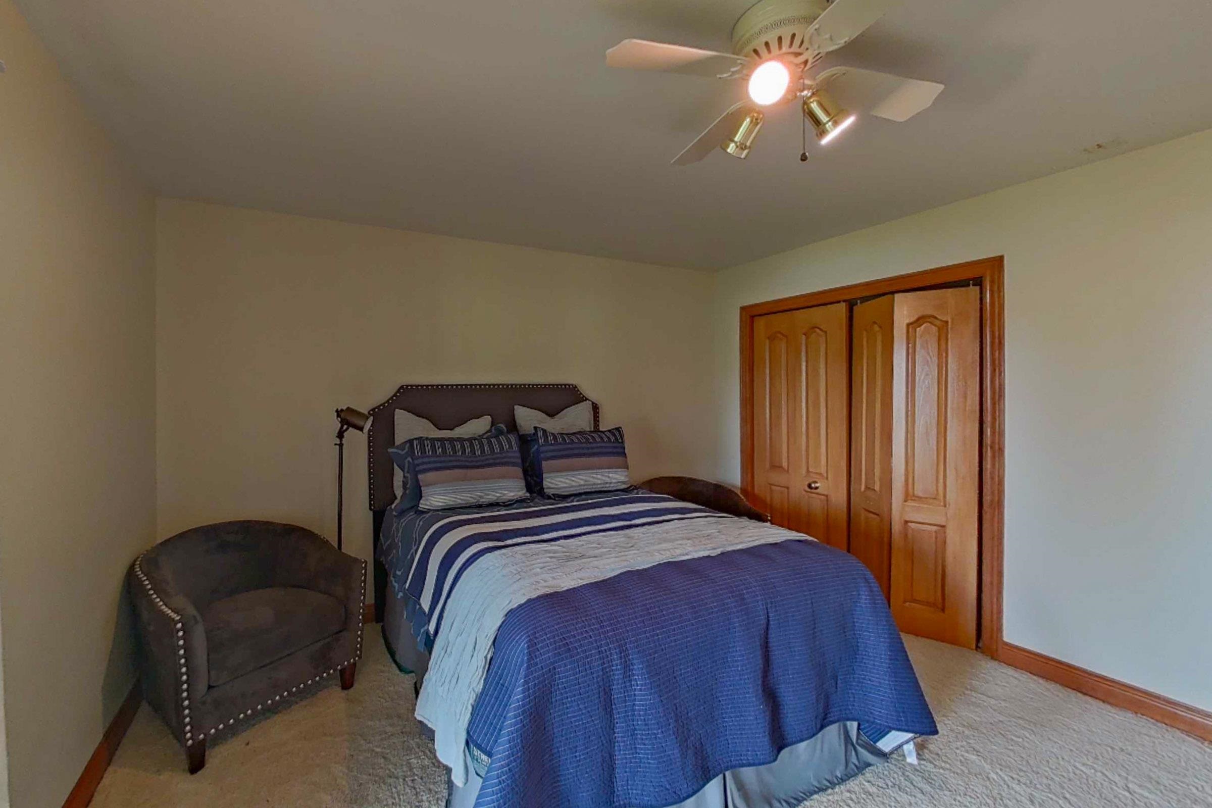 12505 Torrey Road Fenton, MI 48430 - Photo 18 of 35 50146382-8259c029-3c80-434b-8eda-d8db6079fecb.JPG
