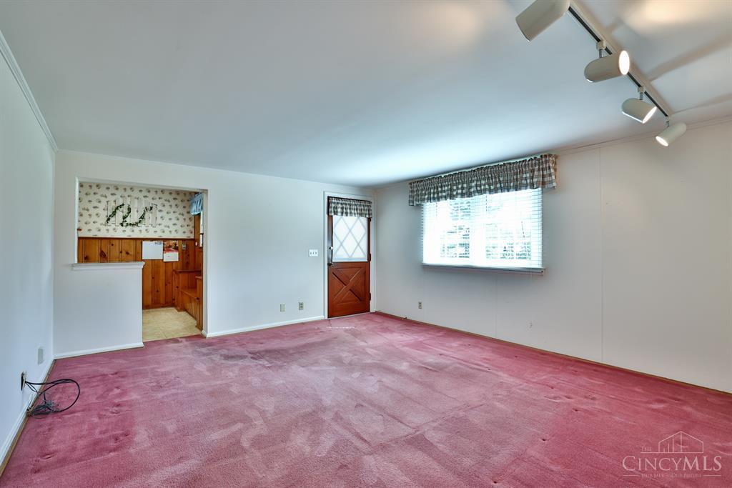 3840 Poole Road Cincinnati, OH 45251 - Photo 6 of 48 Gallery Image 6