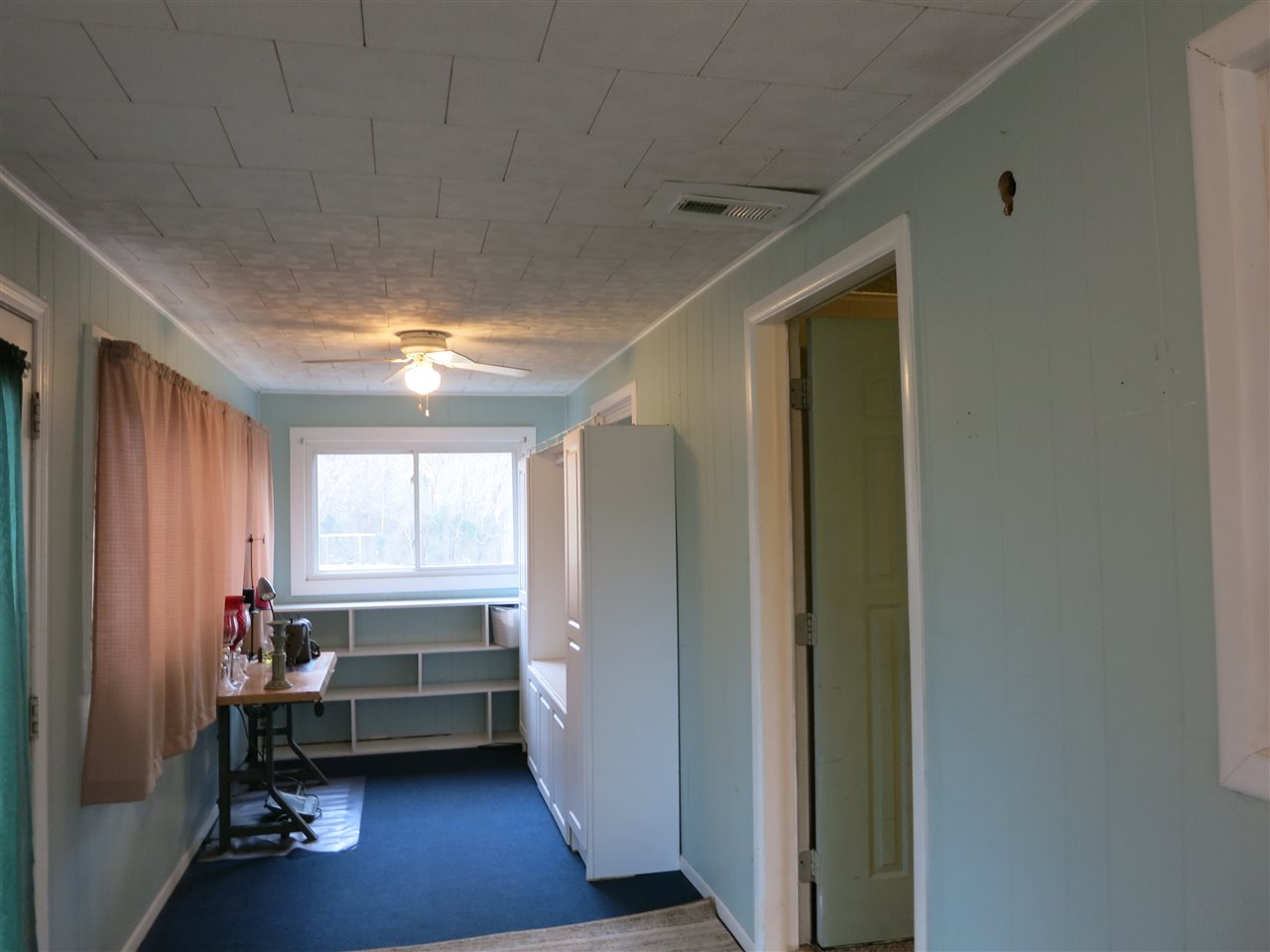 1422 South Yankeetown Road Boonville, IN 47601 - Photo 10 of 34 Gallery Image 10