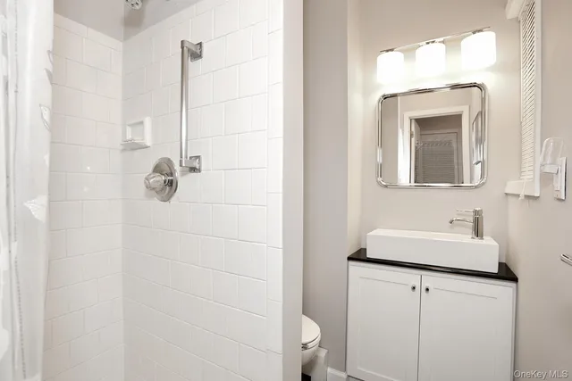 $475,000 | 12 Hickory Hill Lane, Tappan, NY 10983