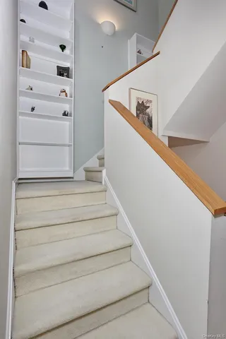 $475,000 | 12 Hickory Hill Lane, Tappan, NY 10983