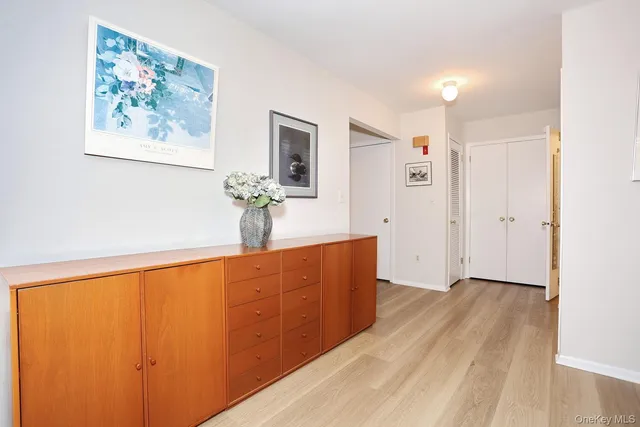 $475,000 | 12 Hickory Hill Lane, Tappan, NY 10983