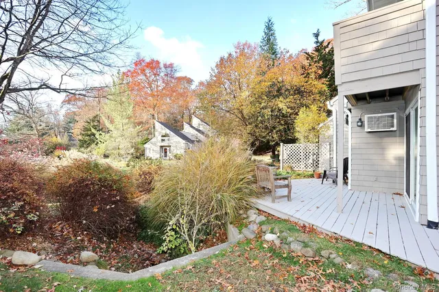 $475,000 | 12 Hickory Hill Lane, Tappan, NY 10983