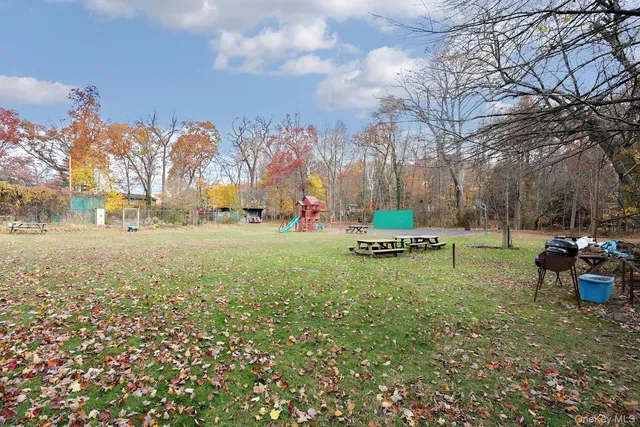 $475,000 | 12 Hickory Hill Lane, Tappan, NY 10983