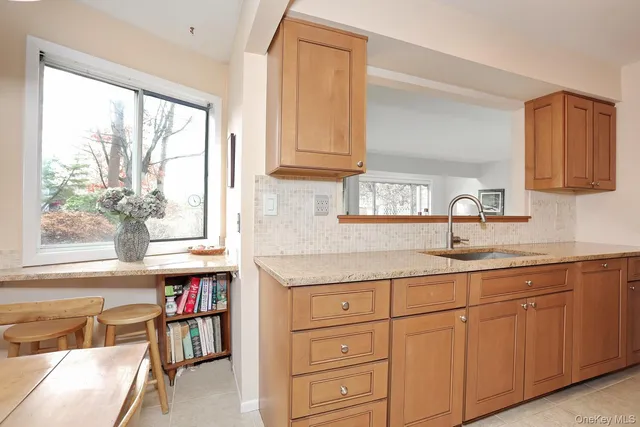 $475,000 | 12 Hickory Hill Lane, Tappan, NY 10983