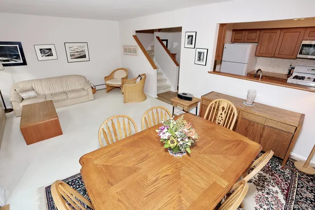 $475,000 | 12 Hickory Hill Lane, Tappan, NY 10983