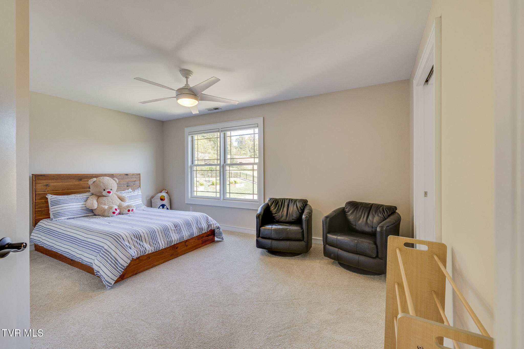 2338 Edinburgh Channel Road Kingsport, TN 37664 - Photo 37 of 87 037