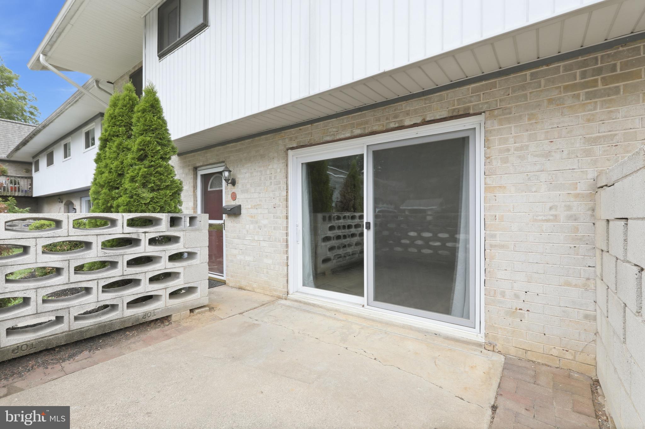1518 Manley Road, Unit B33 West Chester, PA 19382 - Photo 33 of 34 Patio