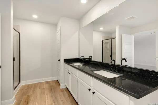 $2,675 | 9606 Nubuck Branch, Converse, TX 78109