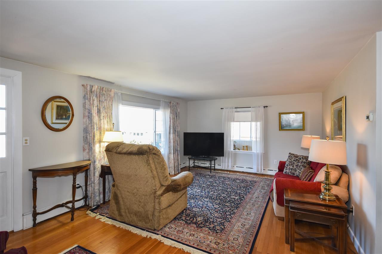461 Packers Falls Road Lee, NH 03861 - Photo 22 of 34