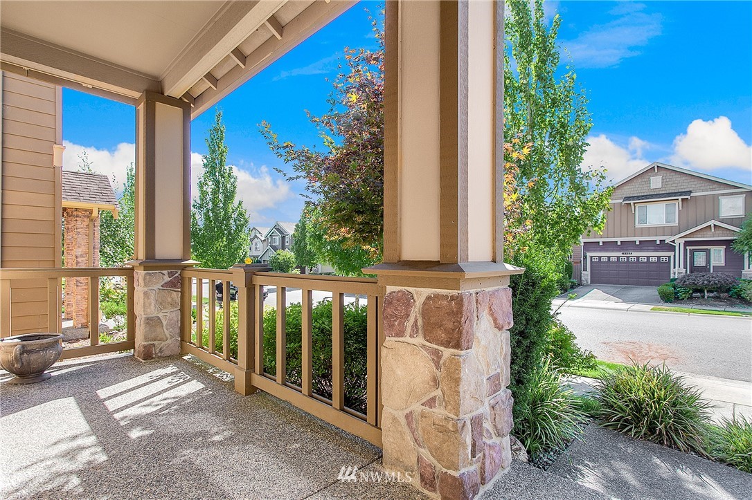 18023 30th Avenue Southeast Bothell, WA 98012 - Photo 2 of 25