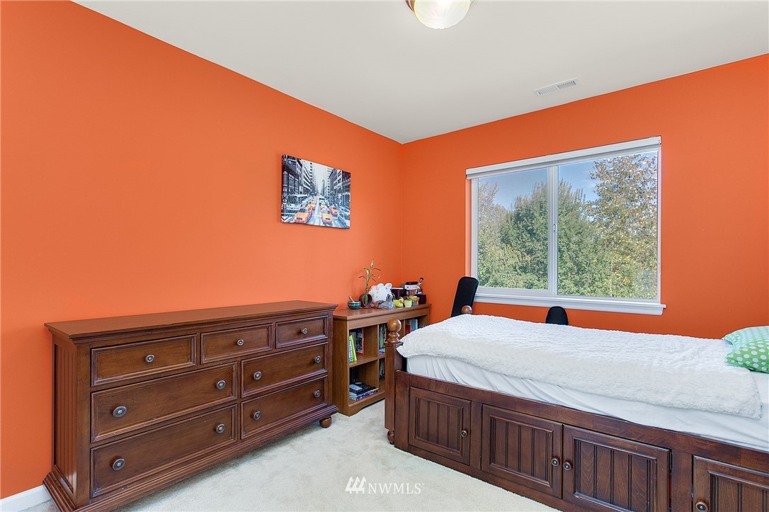 18023 30th Avenue Southeast Bothell, WA 98012 - Photo 14 of 25