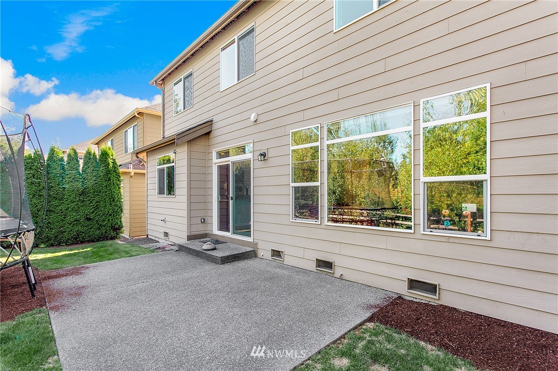 18023 30th Avenue Southeast Bothell, WA 98012 - Photo 23 of 25