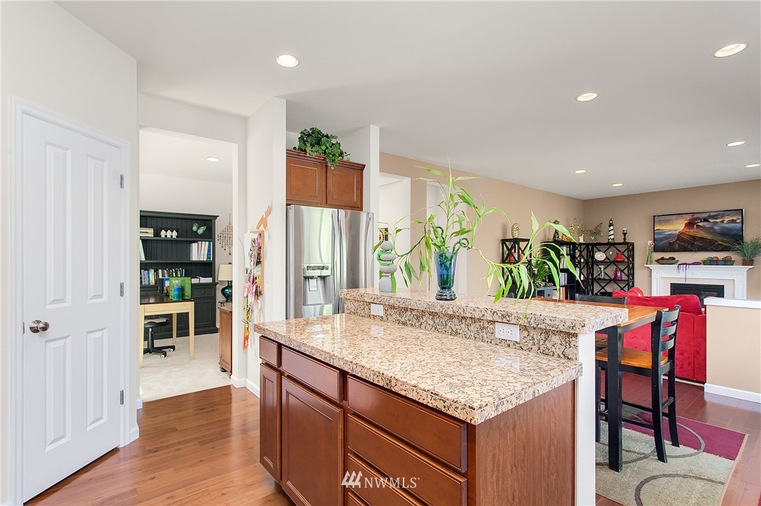 18023 30th Avenue Southeast Bothell, WA 98012 - Photo 6 of 25