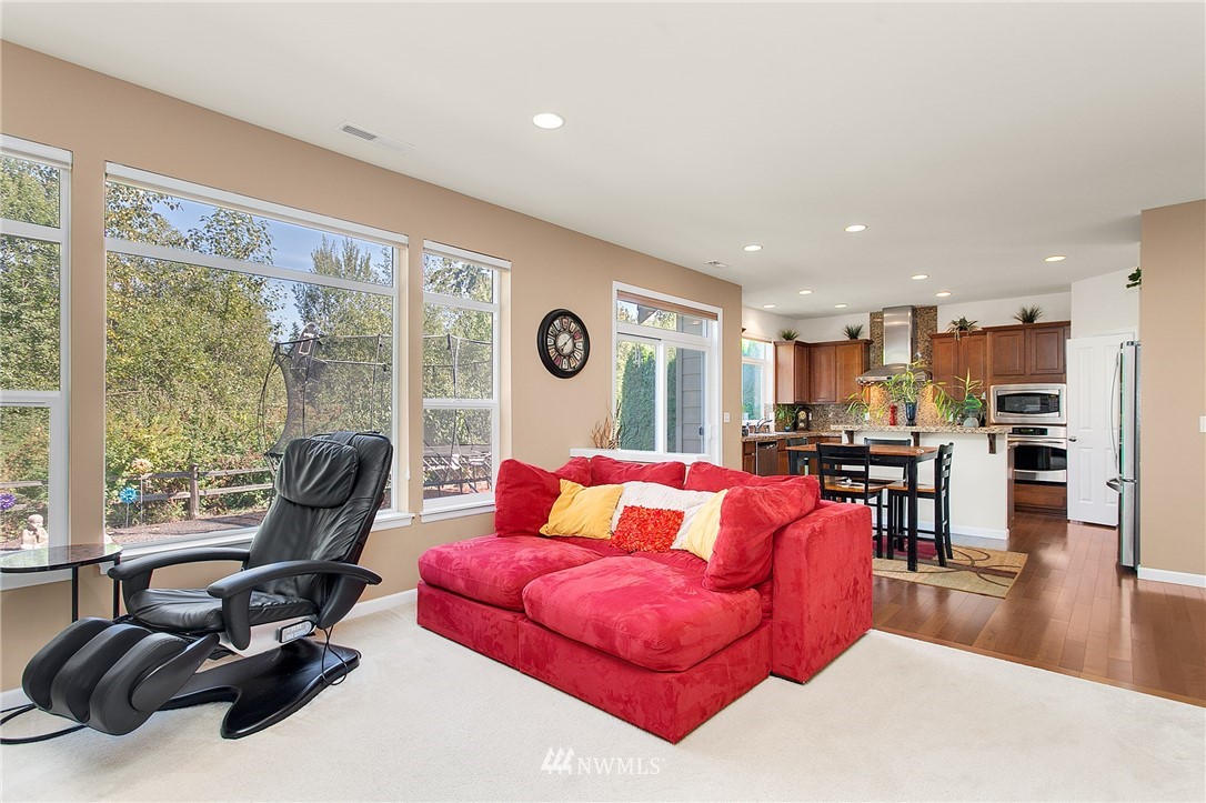 18023 30th Avenue Southeast Bothell, WA 98012 - Photo 9 of 25