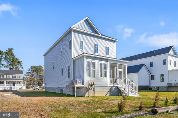 $635,000 | 8046 Clarkson Lane, Chincoteague Island, VA 23336