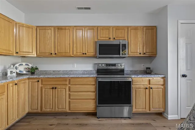 $149,900 | 1604 Napoleon Drive, Bonne Terre, MO 63628