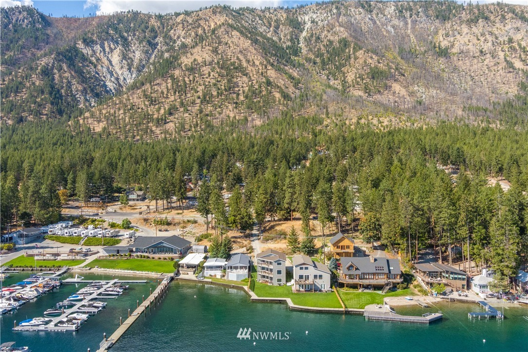 12358 South Lakeshore Road Chelan, WA 98816 - Photo 10 of 12 Gallery Image 10