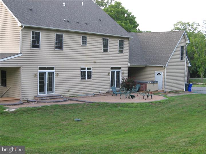 968 Yorklyn Road Hockessin, DE 19707 - Photo 3 of 4 Gallery Image 3