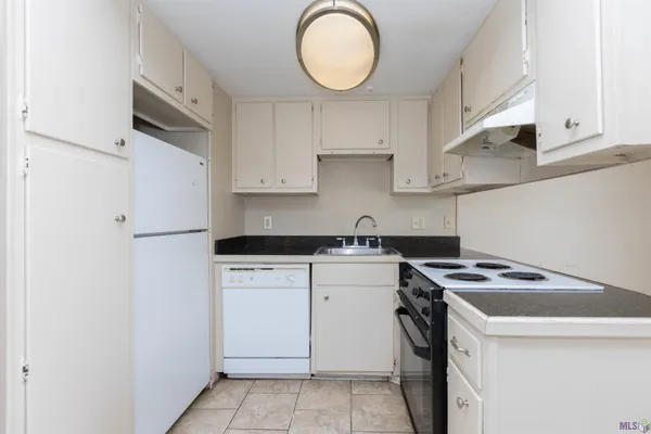 $50,000 | 3005 Highland Road, Unit 27, Baton Rouge, LA 70802