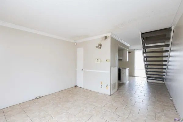 $50,000 | 3005 Highland Road, Unit 27, Baton Rouge, LA 70802