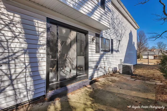 $2,980 | 638 Dordan Court, Gurnee, IL 60031