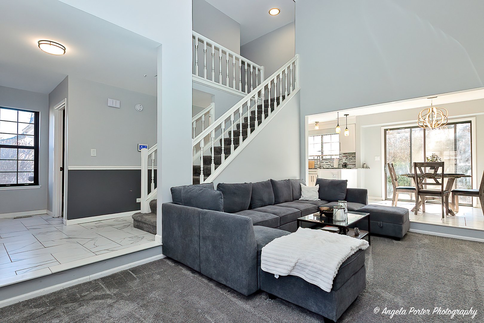 638 Dordan Court Gurnee, IL 60031 - Photo 5 of 25