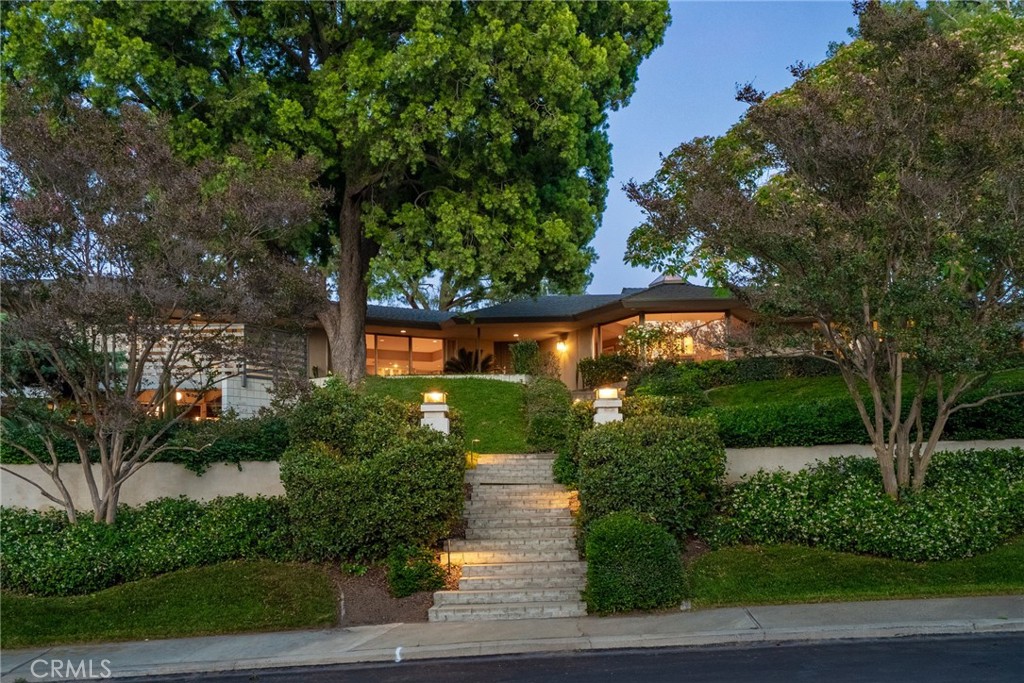 11517 Tulane Avenue Riverside, CA 92507 - Photo 5 of 75