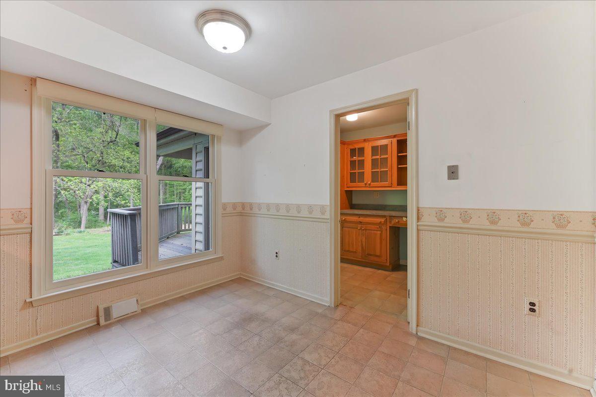 707 Beversrede Trail Kennett Square, PA 19348 - Photo 12 of 37 Kitchen