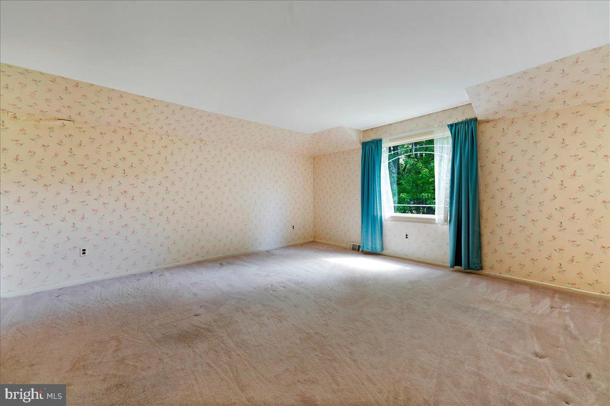 707 Beversrede Trail Kennett Square, PA 19348 - Photo 21 of 37 Primary Bedroom