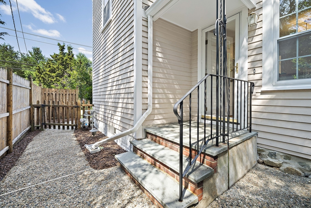 312 Hunnewell Street, Unit 1 Needham, MA 02494 - Photo 17 of 26