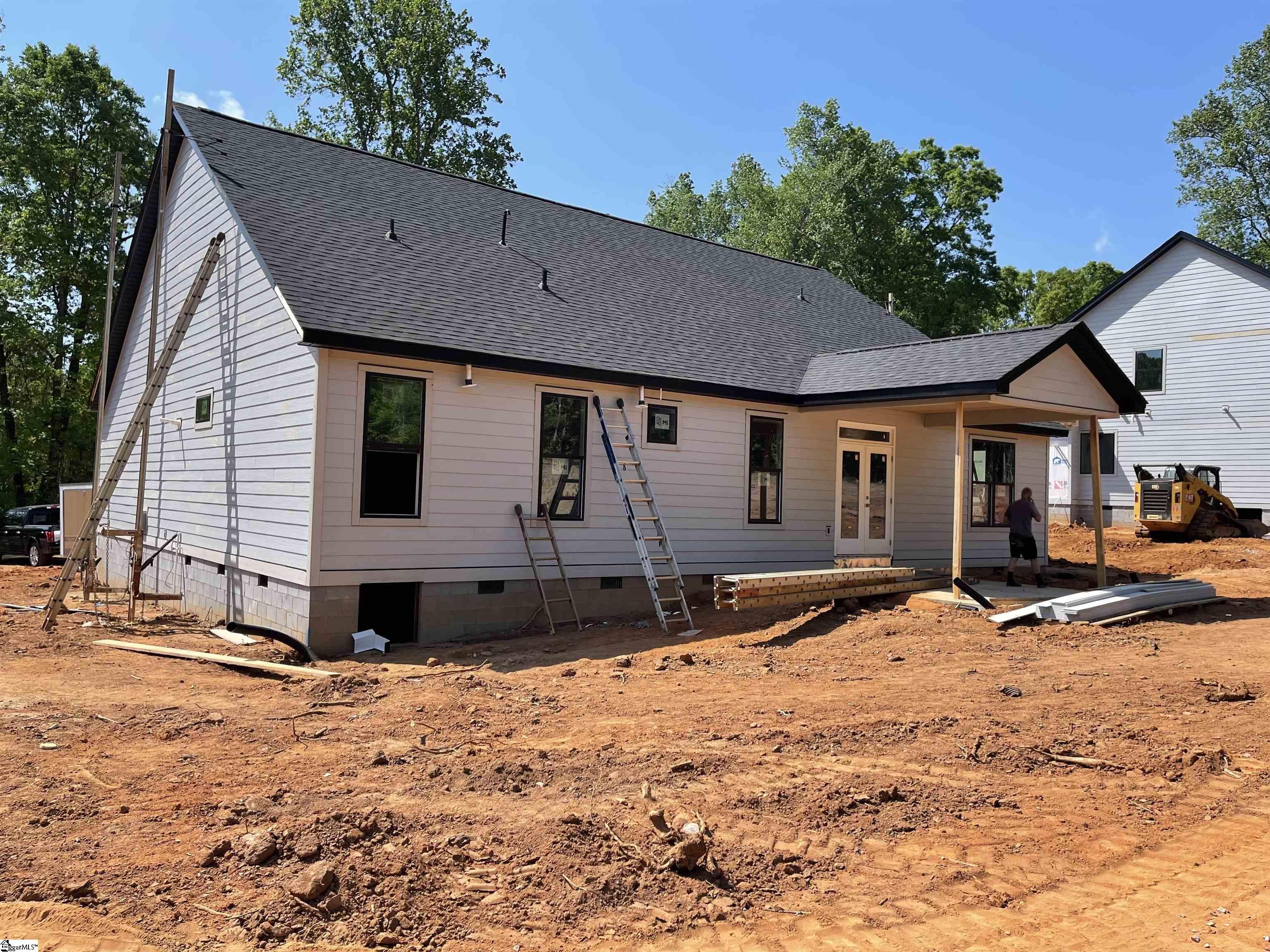 2260 Fews Chapel Road Greer, SC 29651 - Photo 4 of 23