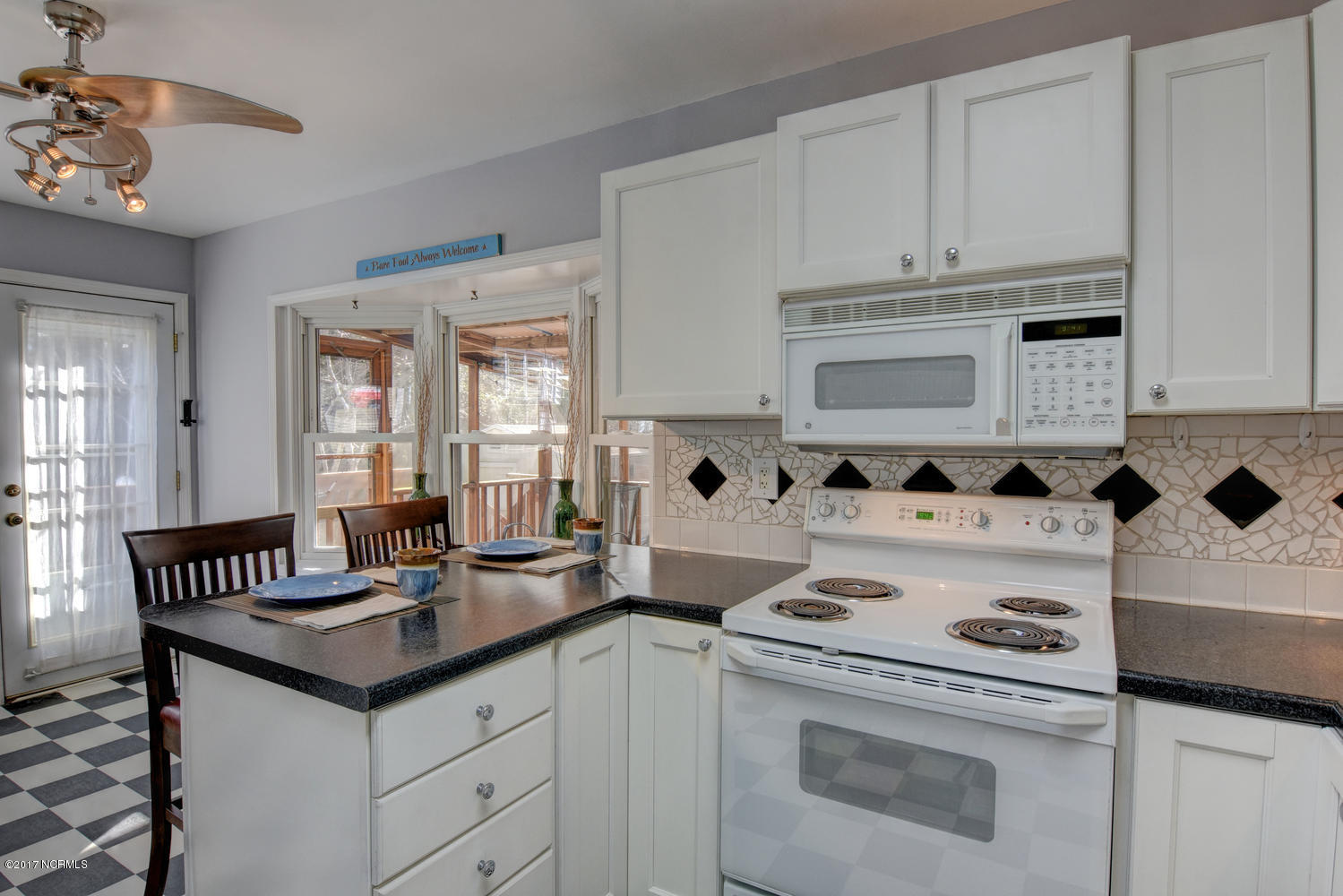 48 Sanders Road Wilmington, NC 28412 - Photo 10 of 20 48 Sanders Rd Wilmington NC-large-012-13