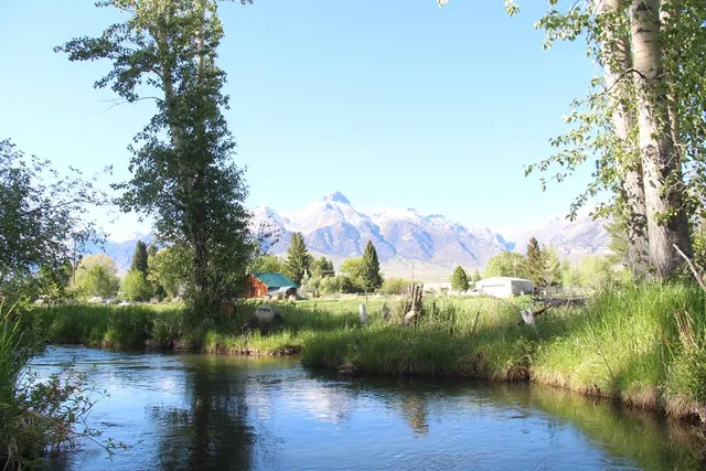 $450,000 | 803-805 West College Street, Mackay, ID 83251