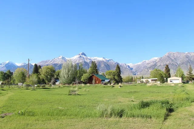 $450,000 | 803-805 West College Street, Mackay, ID 83251