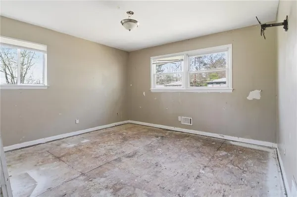 $189,000 | 2459 Rockknoll Drive, Conley, GA 30288