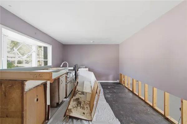 $189,000 | 2459 Rockknoll Drive, Conley, GA 30288