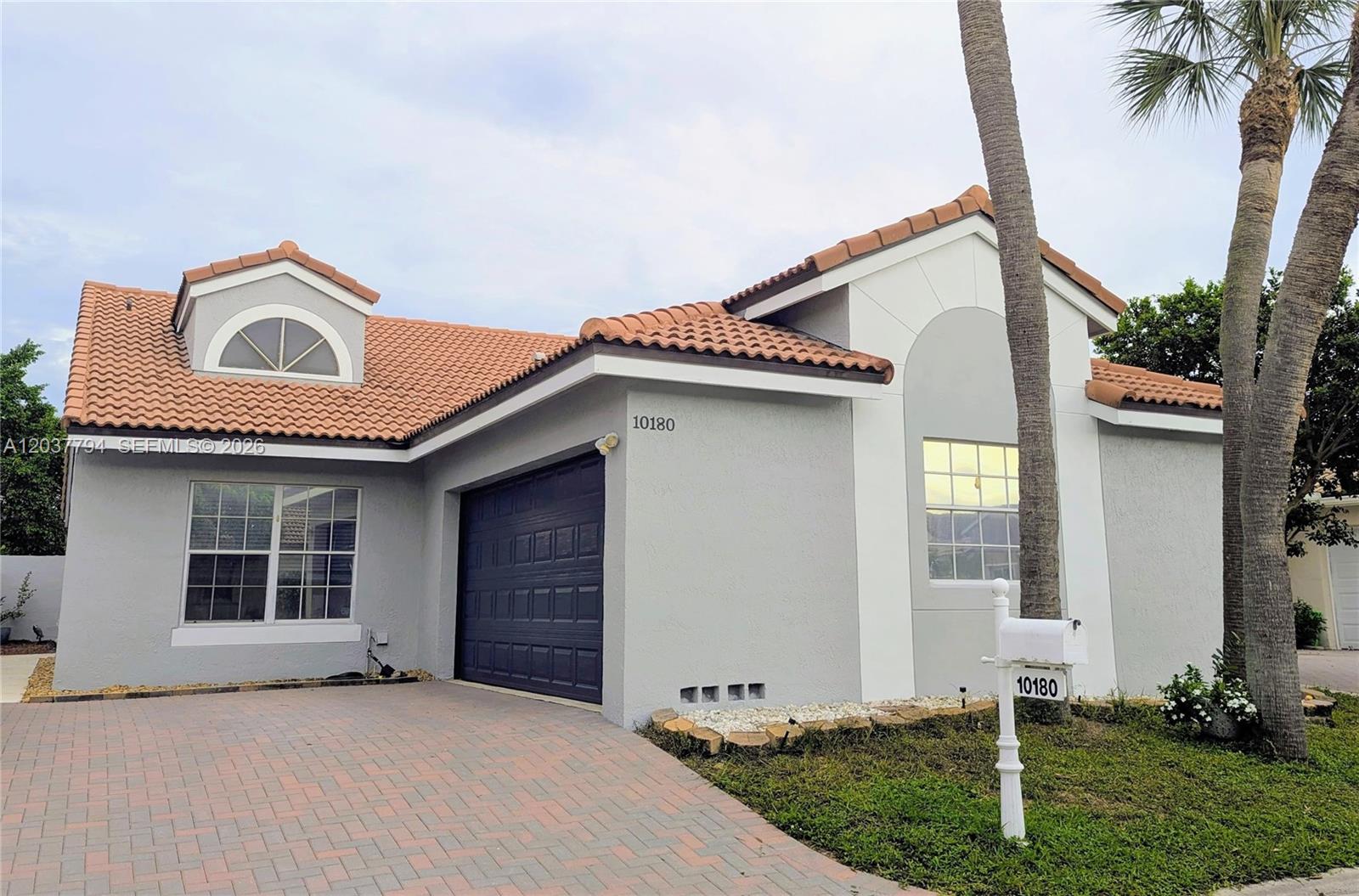 10180 Fanfare Drive, Unit 10180 Boca Raton, FL 33428 - Photo 2 of 31