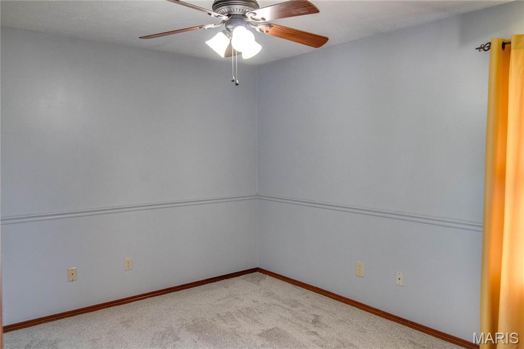 1217 West County Road Jerseyville, IL 62052 - Photo 16 of 35