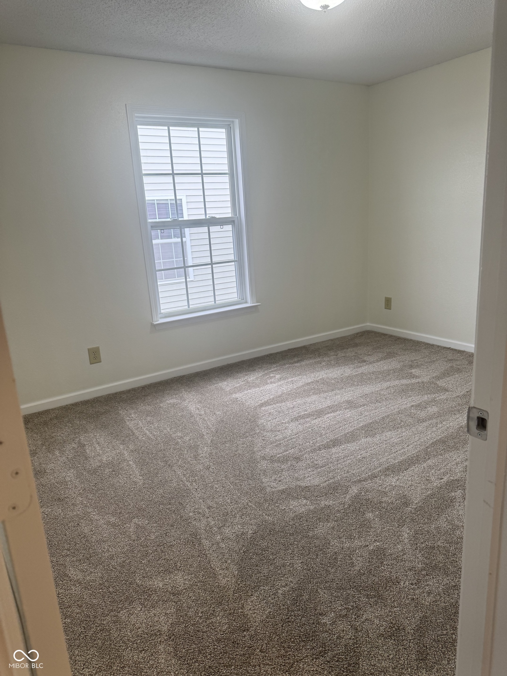 847 Sylvan Street Whiteland, IN 46184 - Photo 2 of 28