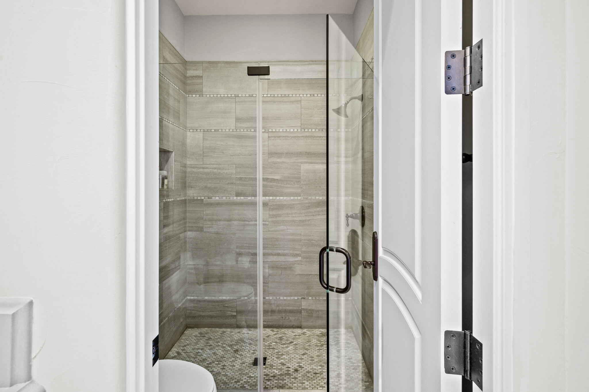 54360 Alysheba Drive La Quinta, CA 92253 - Photo 39 of 68 a bathroom with a shower