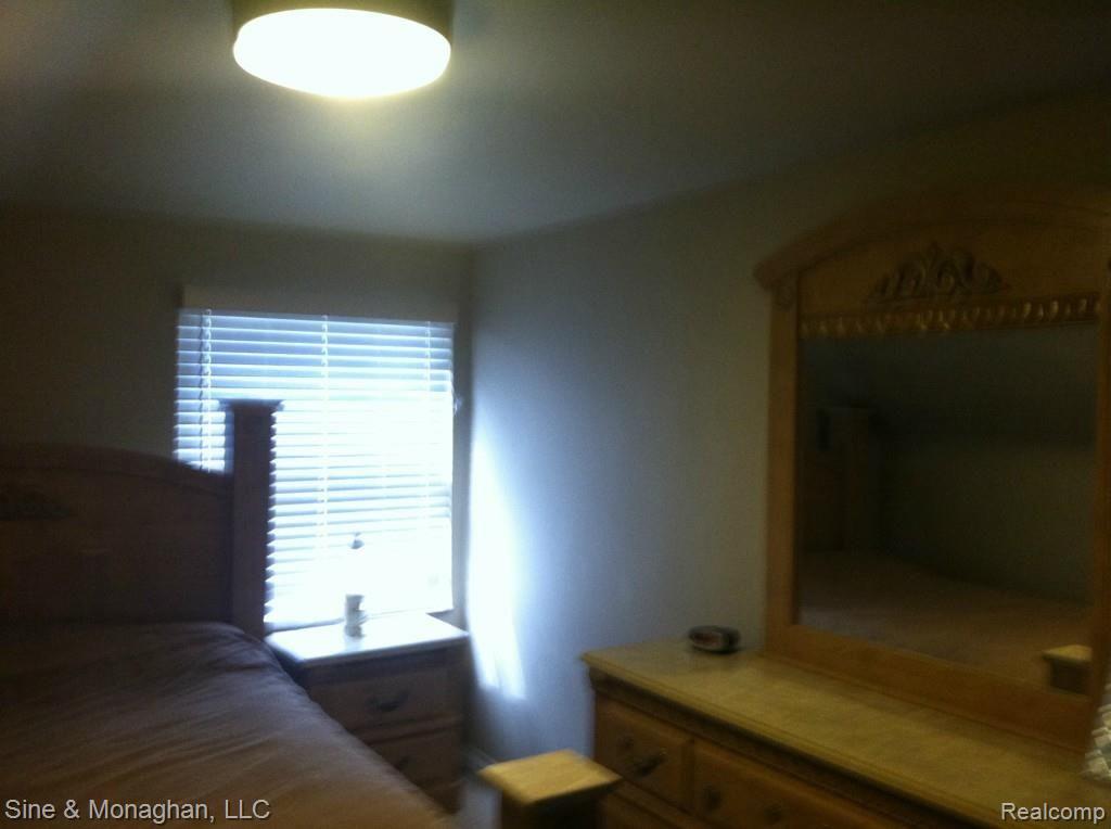 418 Moross Road Grosse Pointe, MI 48236 - Photo 19 of 26