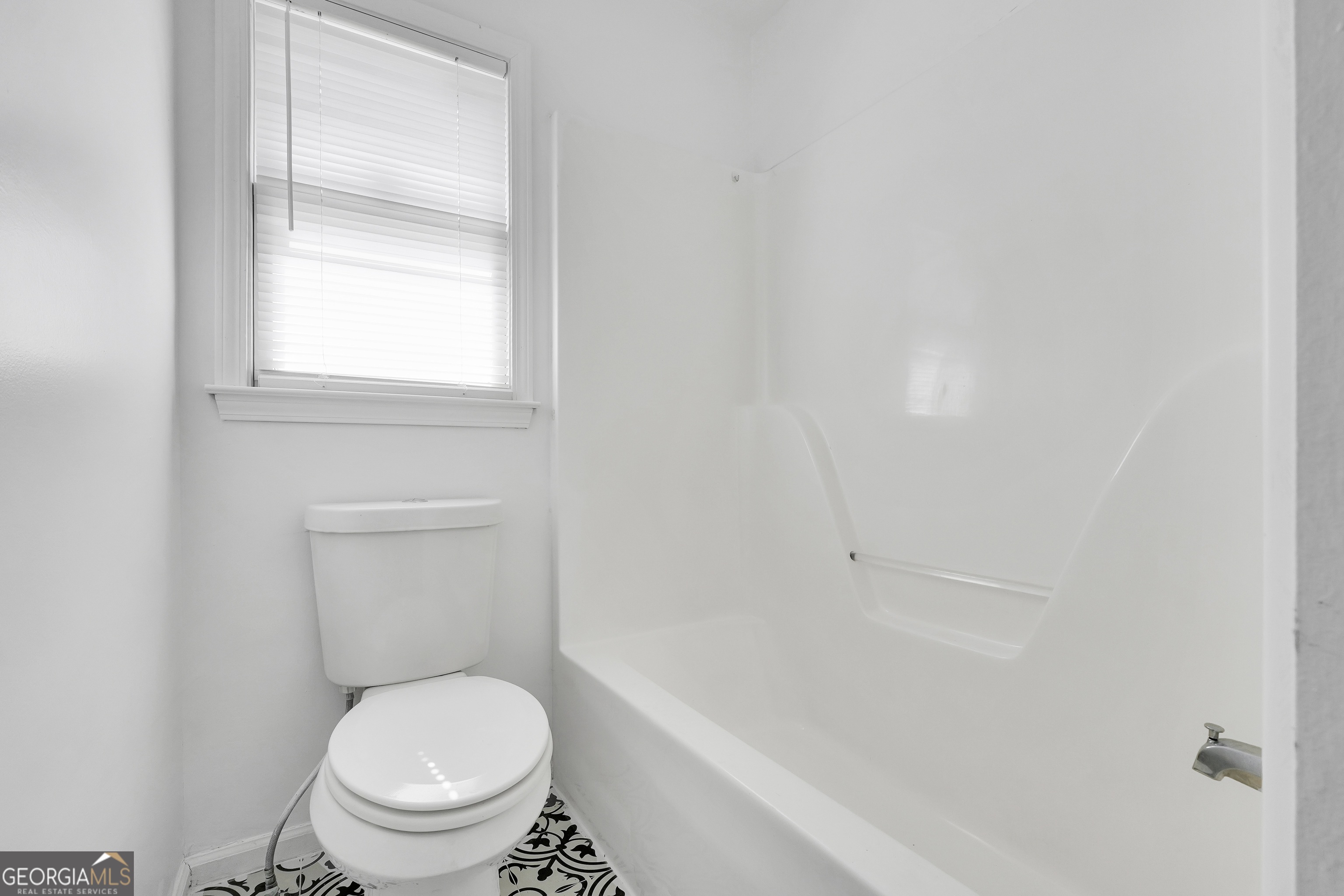 1187 Dixie Road Covington, GA 30014 - Photo 28 of 43