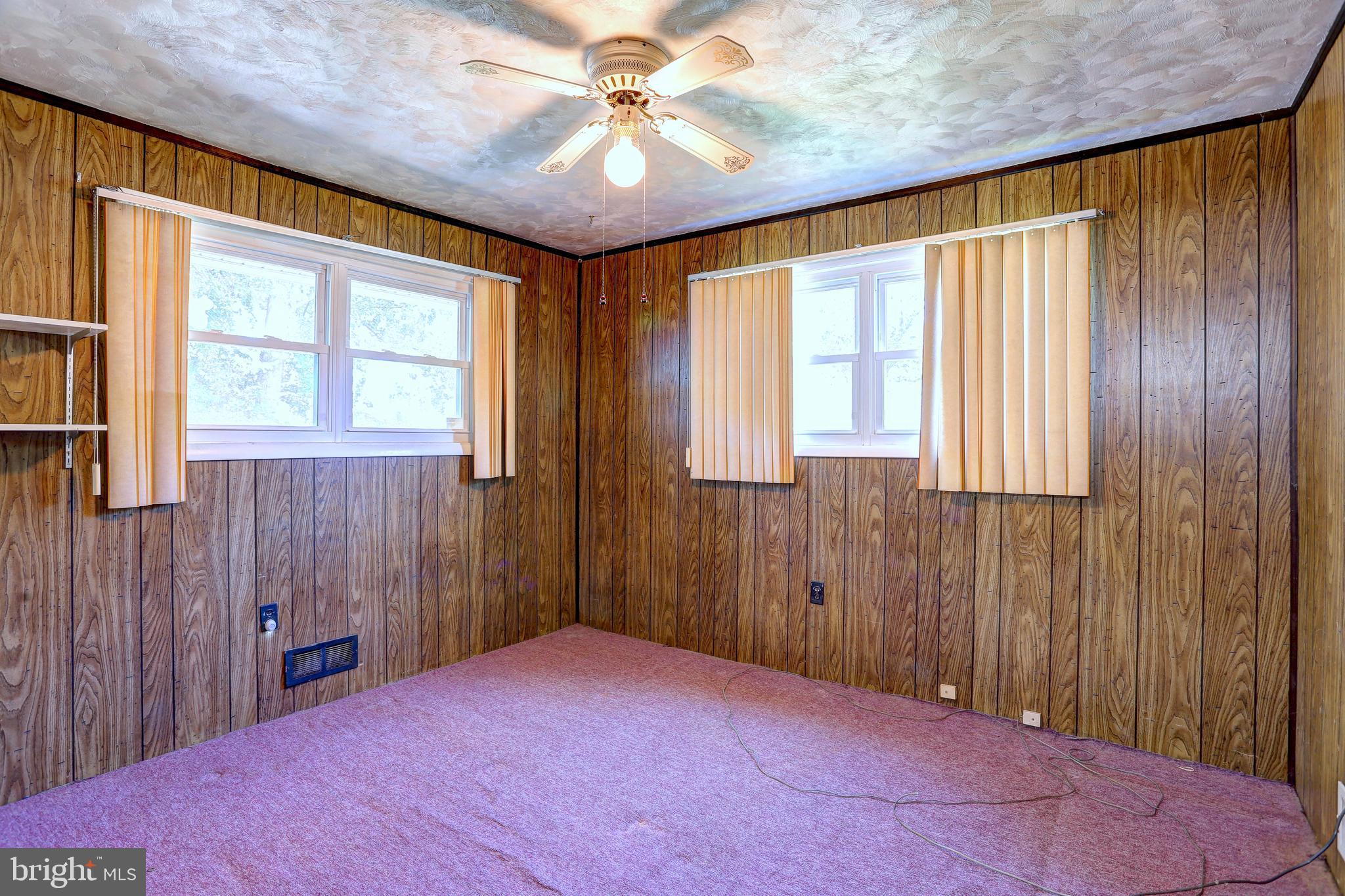 202 Brookfield Road Pasadena, MD 21122 - Photo 17 of 33