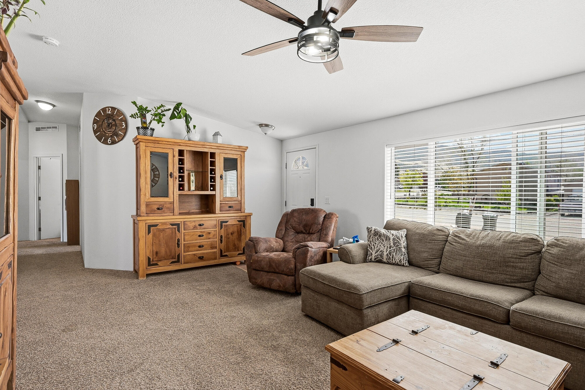 1637 East Midvalley Road Enoch, UT 84721 - Photo 6 of 48 1637 E Midvalley-17