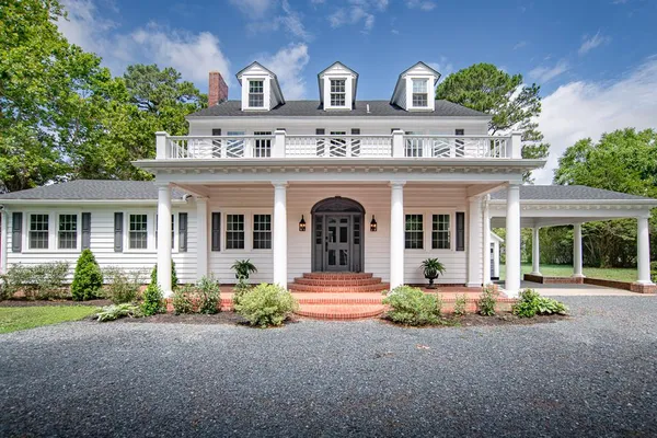 $929,000 | 34000 Seaside Road, Painter, VA 23420