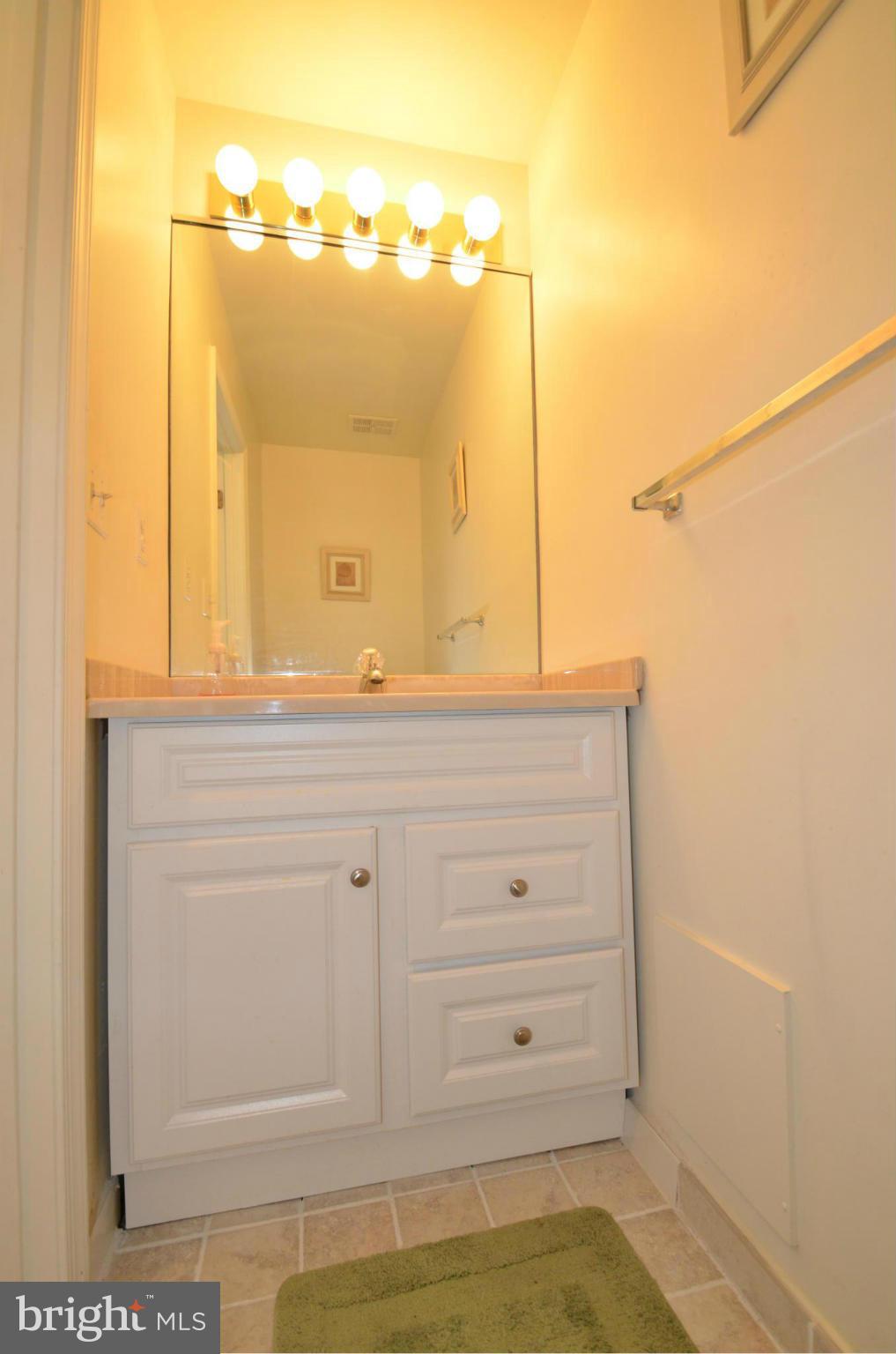 4202 Roland Avenue, Unit 208 P14 Baltimore, MD 21211 - Photo 9 of 26 Bath