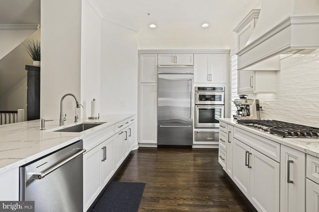 $1,450,000 | 619 East Custis Avenue, Alexandria, VA 22301