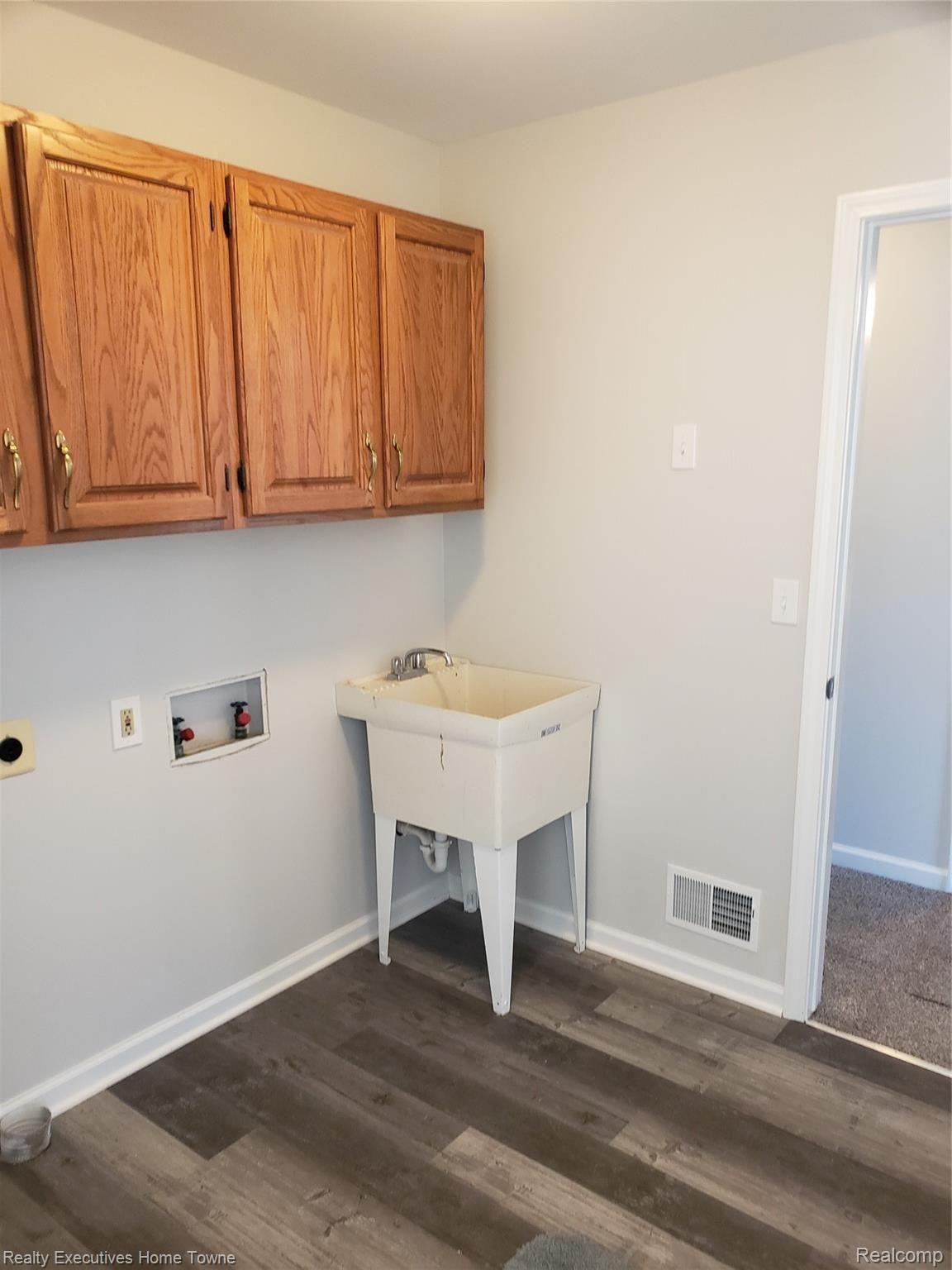 4115 Vincent Road North Street, MI 48049 - Photo 29 of 31 20210121_093133.jpg