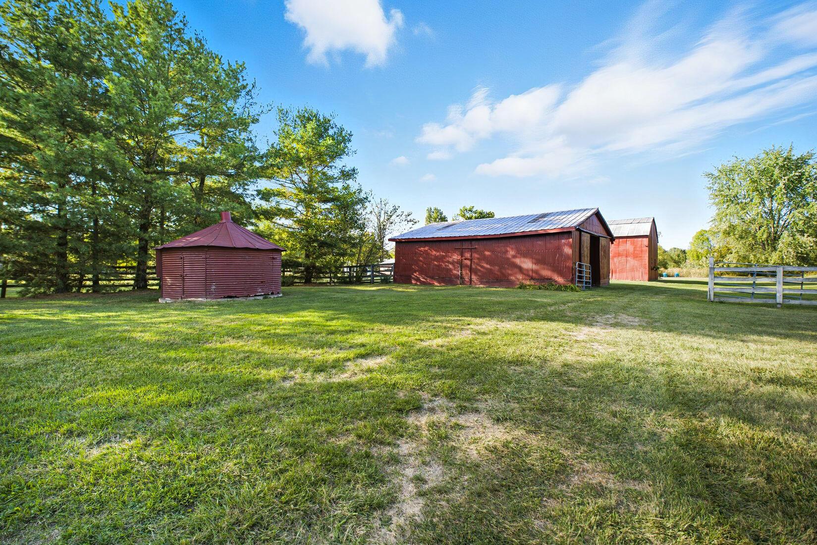 11951 Center Village Road Galena, OH 43021 - Photo 50 of 64 Barn